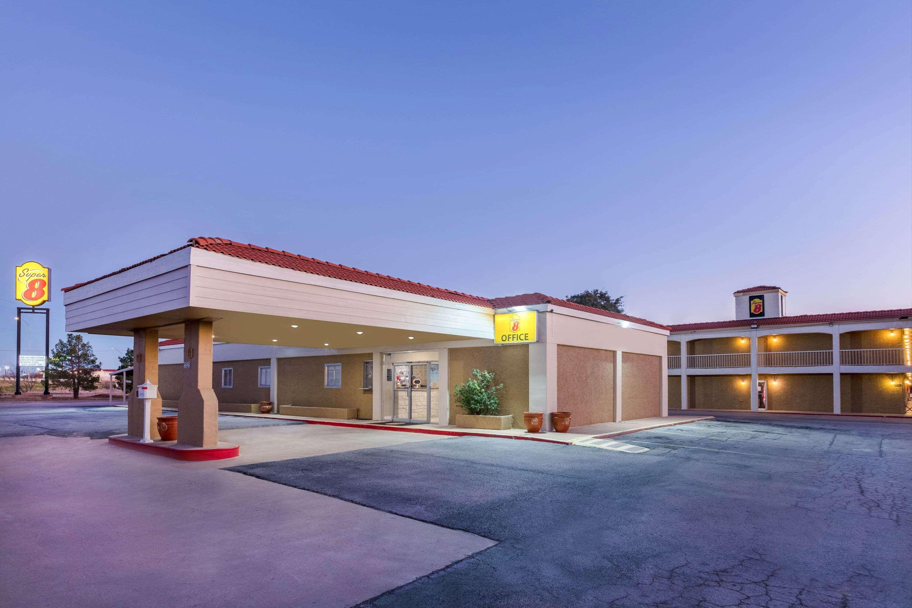 Отель Super 8 By Wyndham Abilene North Экстерьер фото